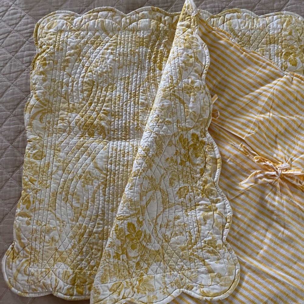 Pair of shams